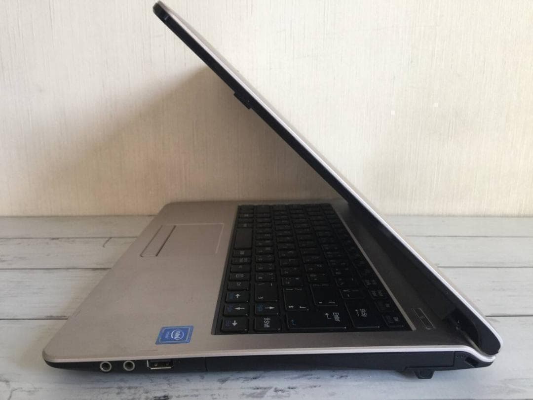 マウス LB-B420XN 14型TFT液晶　薄型・コンパクト ノートパソコン