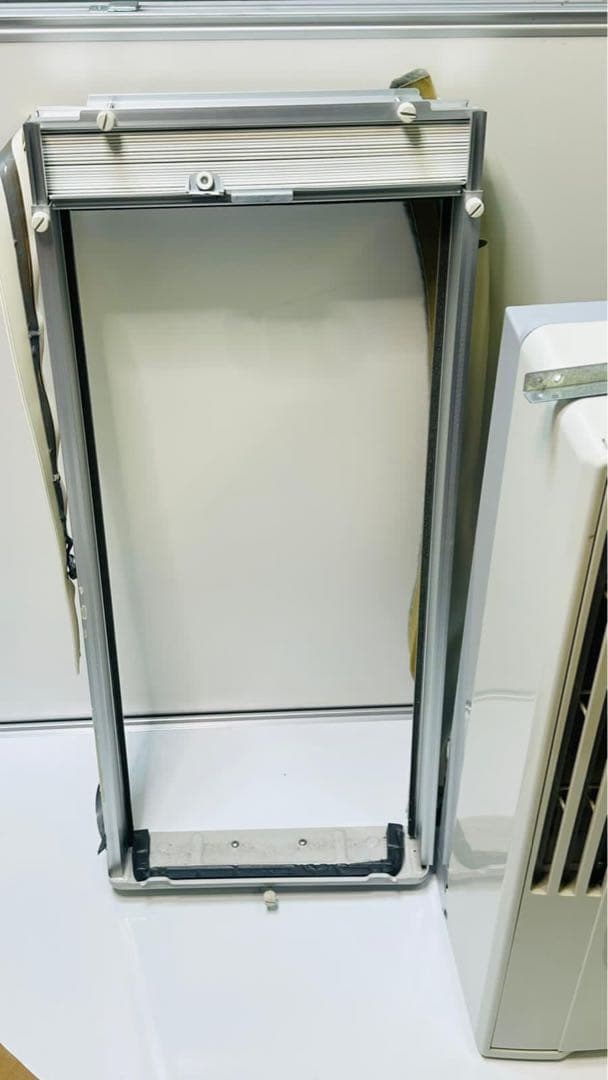 2019年製 CORONA 窓用エアコン CW-1819 動作品