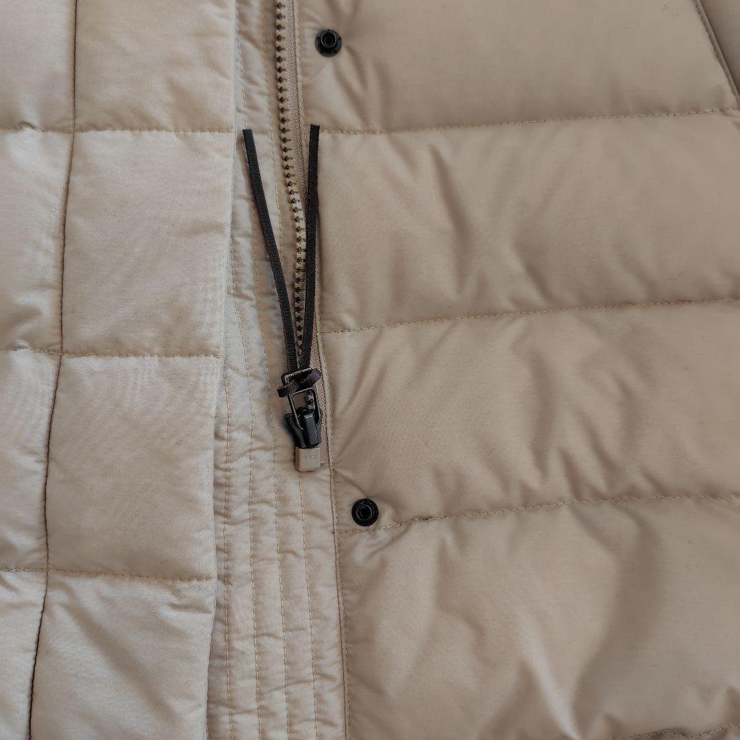 AIGLE フード付きベージュダウンジャケット