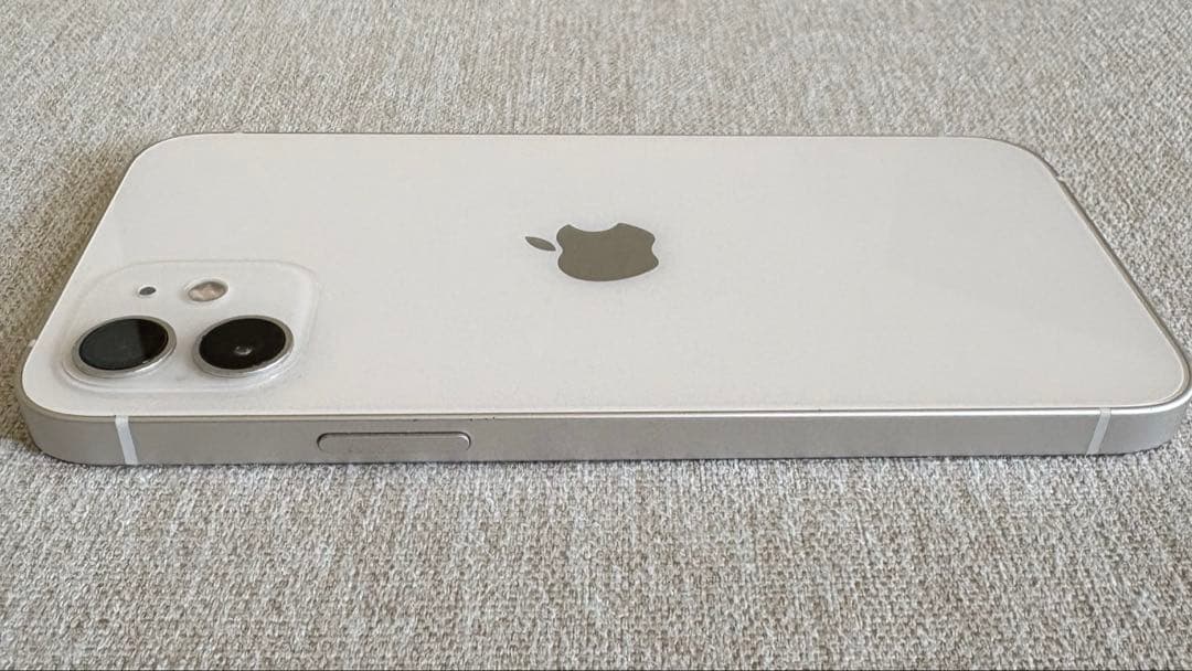 Apple iPhone 12 ホワイト 128GB 充電ケーブル付き