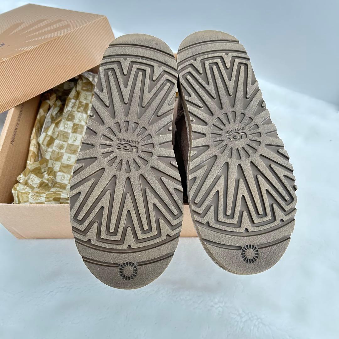 UGG アグムートンブーツ　クラシック　 ベージュ