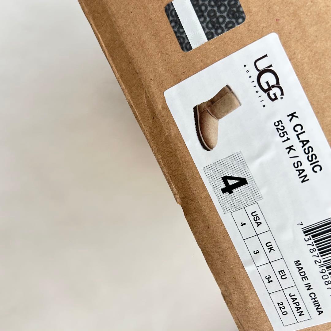 UGG アグムートンブーツ　クラシック　 ベージュ