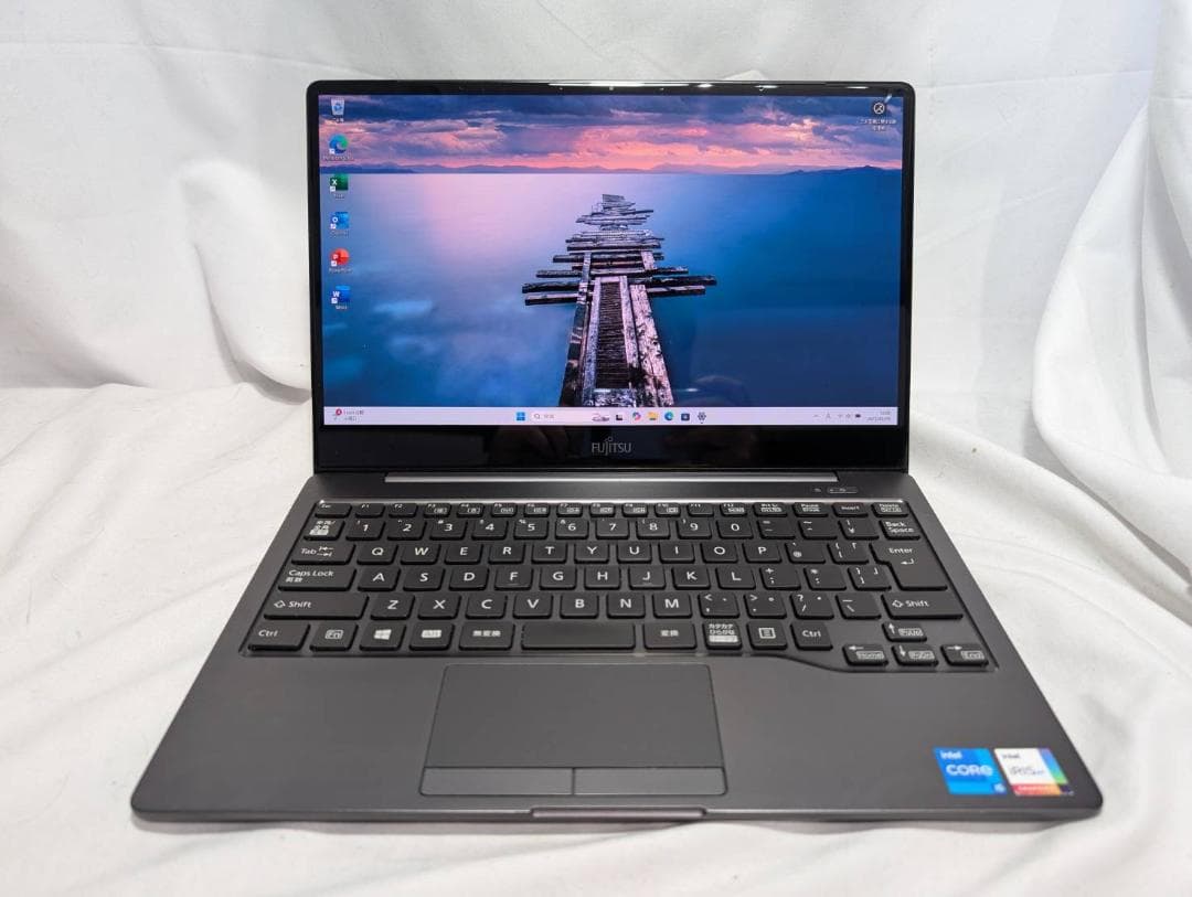 ☆有機EL☆ 富士通 WC2/E3 第11世代 i5-1135G7 高速SSD