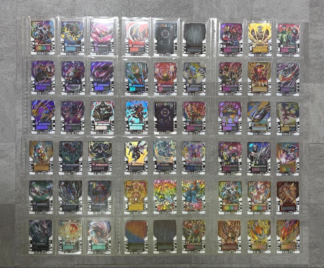 仮面ライダーガッチャード　ライドケミートレカ　　872種類　まとめ売り