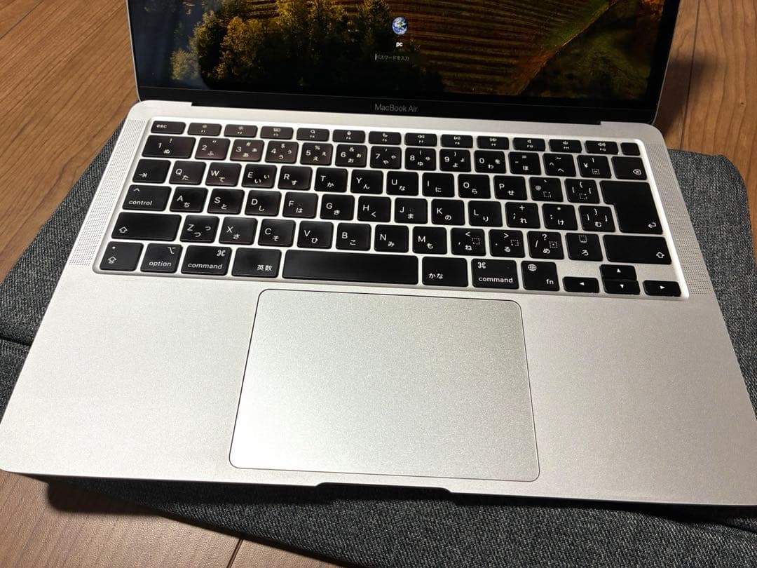 Apple MacBook Air13インチ M1チップ8GB/512GB