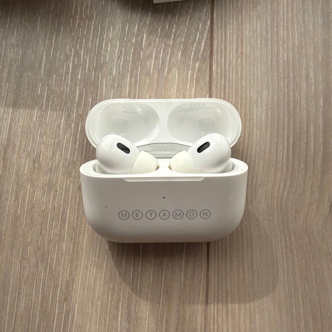 【セール】AirPods Pro 第二世代　ライトニング