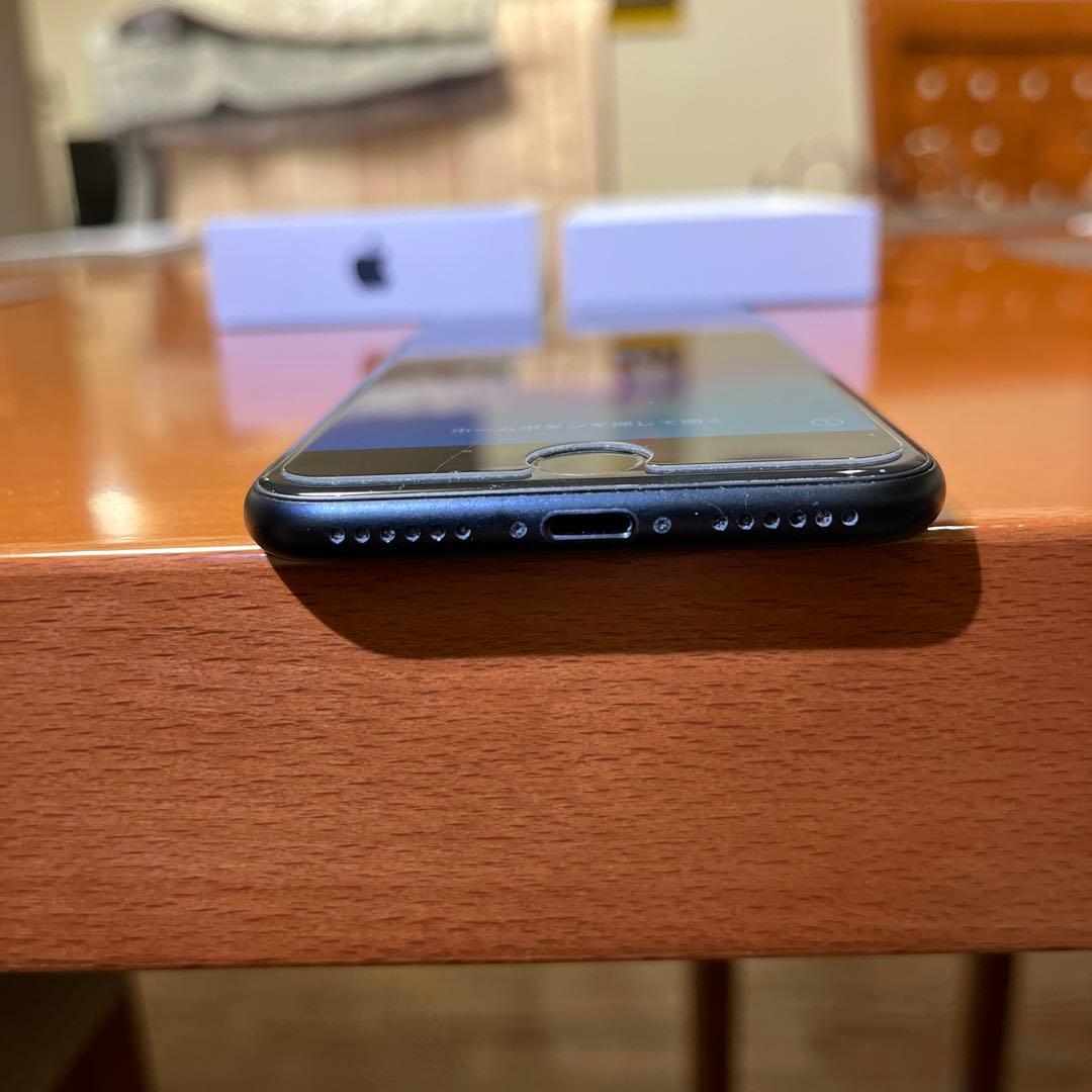 iphone SE 第2世代　黒　64GB