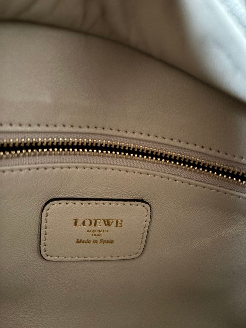 新品未使用　LOEWE レザー バッグ クリーム/ブラウン