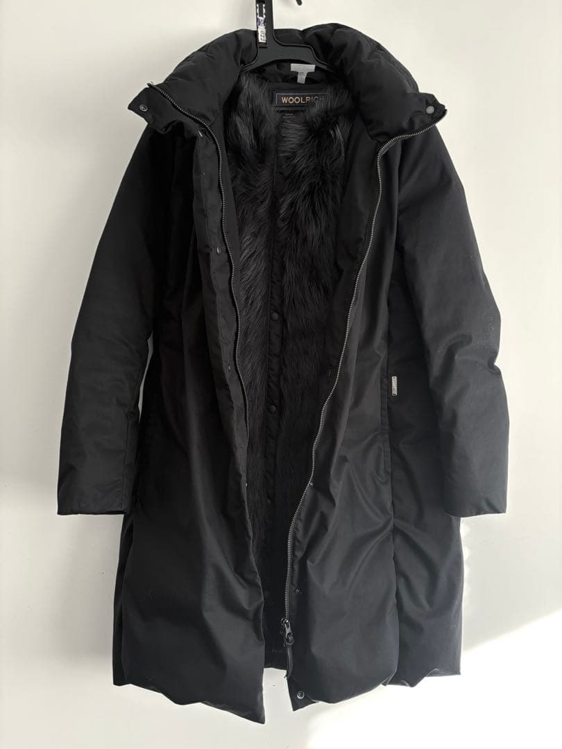 woolrichダウンブラック　クリーニング済
