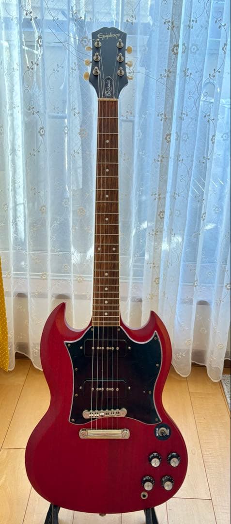 【極美品】Epiphone SG Classic Worn P-90 付属品完備