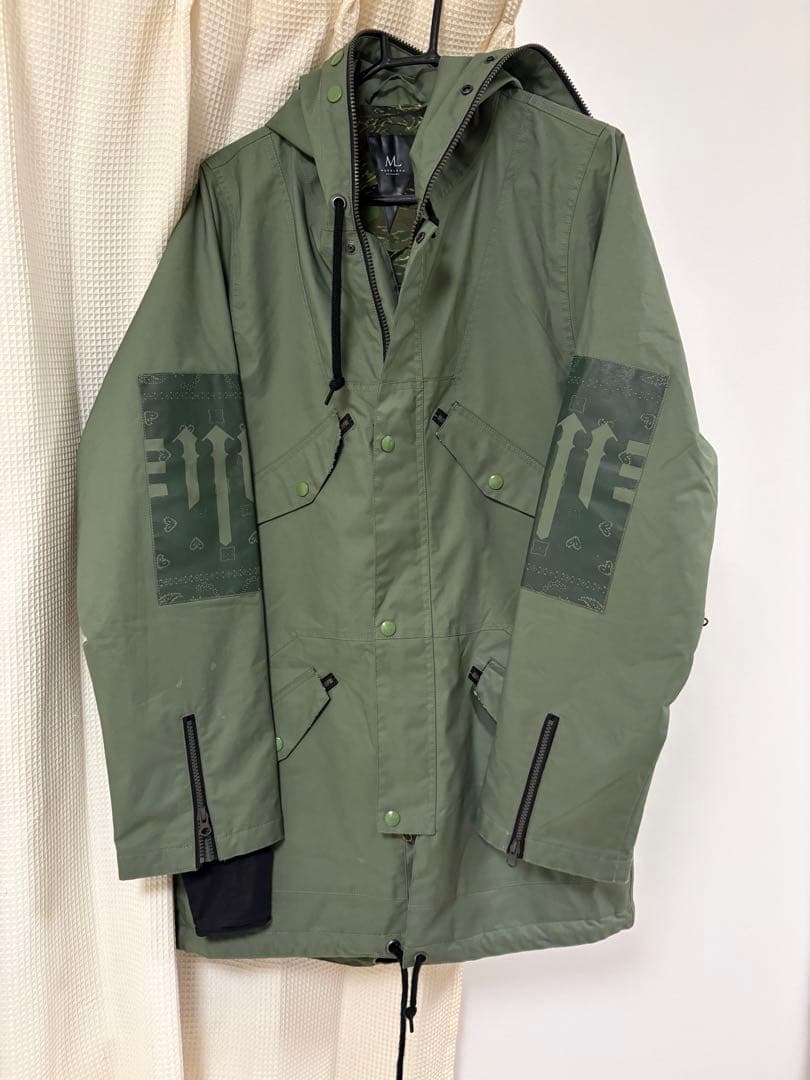 MARQLEEN スノーボードウェア　ジャケット Mサイズ