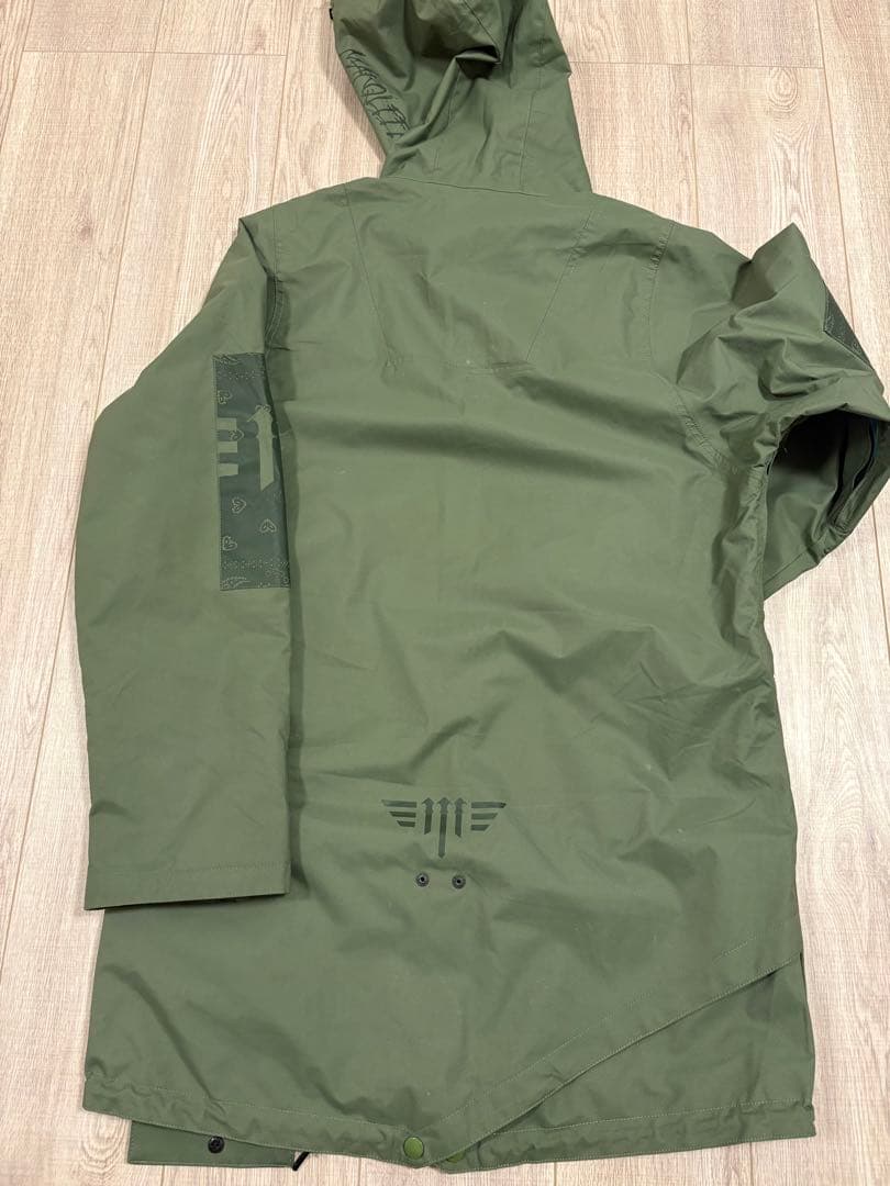 MARQLEEN スノーボードウェア　ジャケット Mサイズ