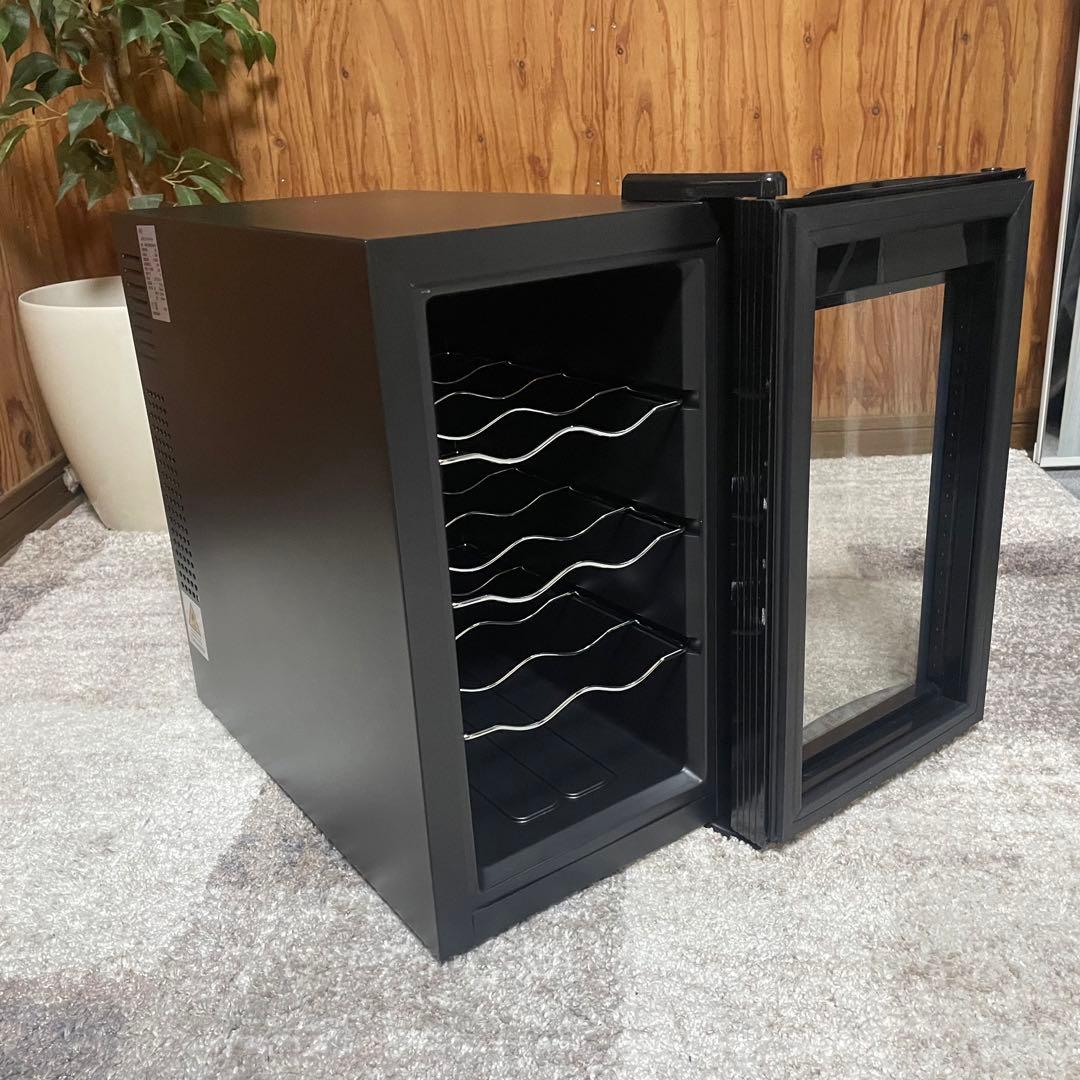 都内23区送料無料❗️WIE 電子ミニワインクーラー　8本収納✨