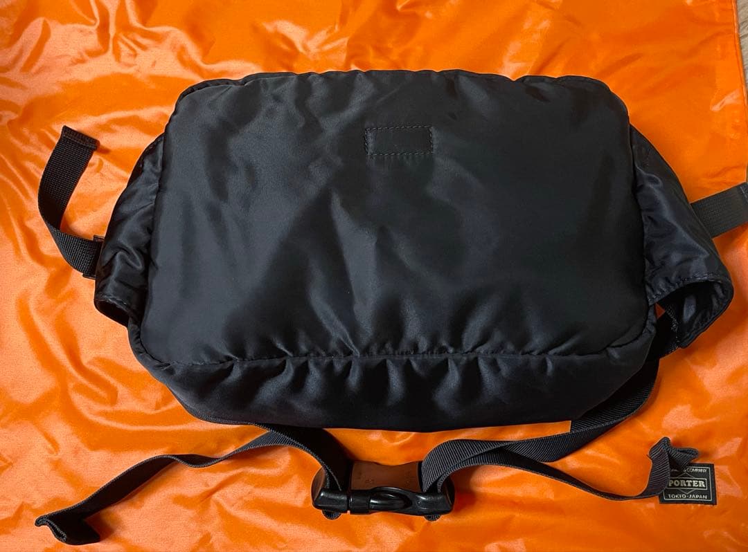 PORTER ポーター 吉田カバン タンカー　ウエストバック 黒