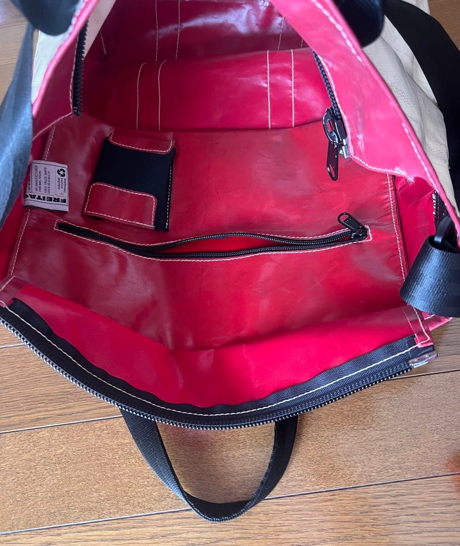 FREITAG フライタグ　F74 BOB ホワイト/レッド
