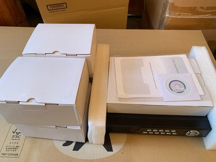 防犯カメラ 一式  YR420 4chレコーダー カメラ SR006 ワイヤレス