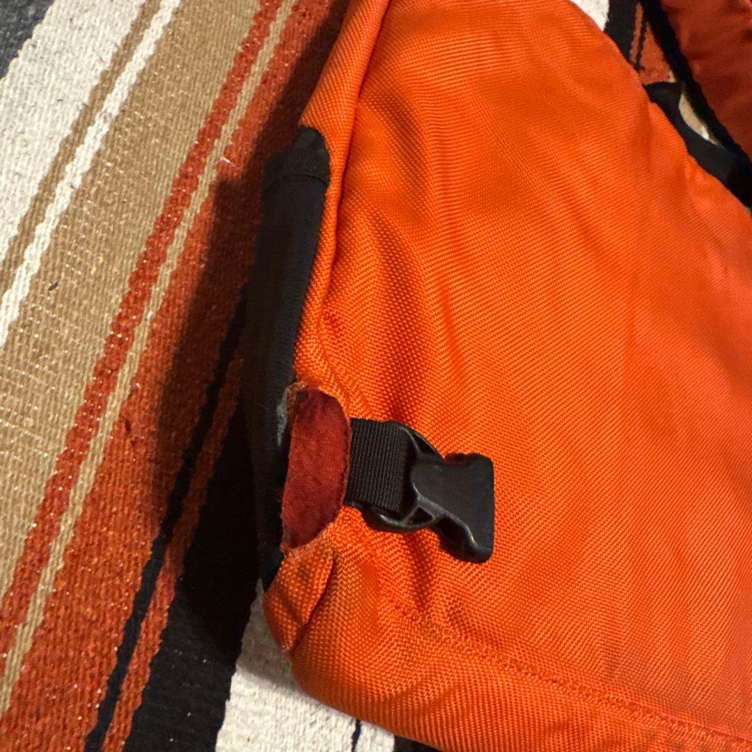 Patagonia メッセンジャーバッグ オレンジ