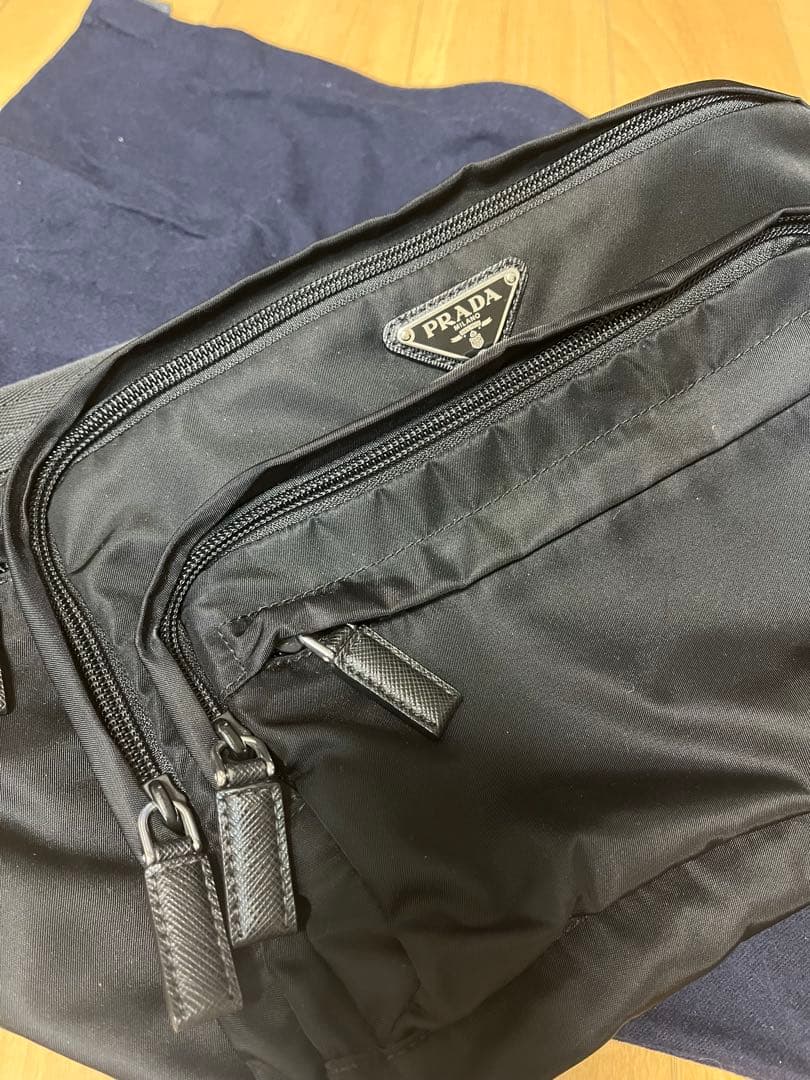 PRADA ショルダーバッグ 美品
