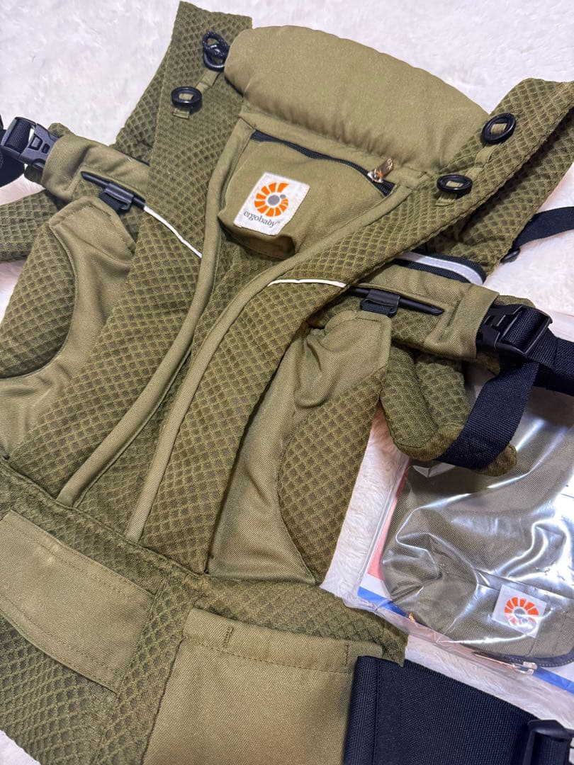 ergobaby OMNI breeze 抱っこ紐 オリーブグリーン