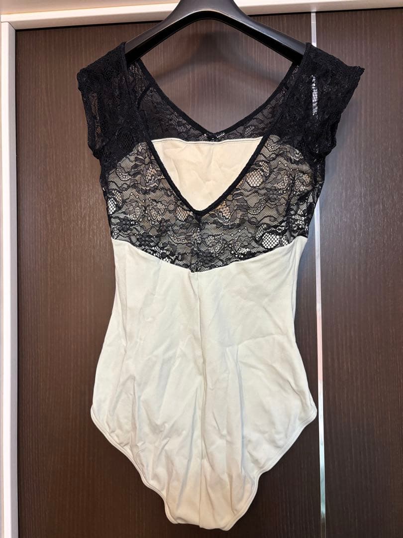 チャコット　レース袖付きバレエレオタード　Lサイズ (新品トートバッグ付き）