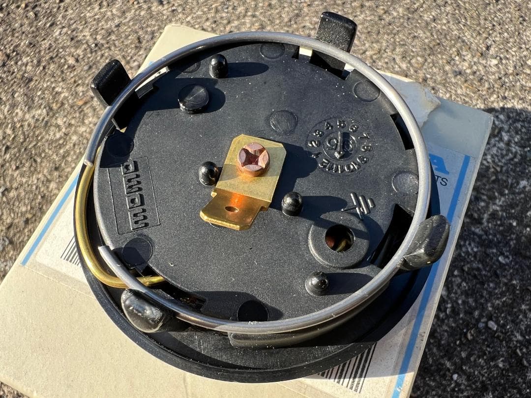 【未使用品】ホンダ NSX-R MOMO ステアリング用 ホーンボタン（純正）