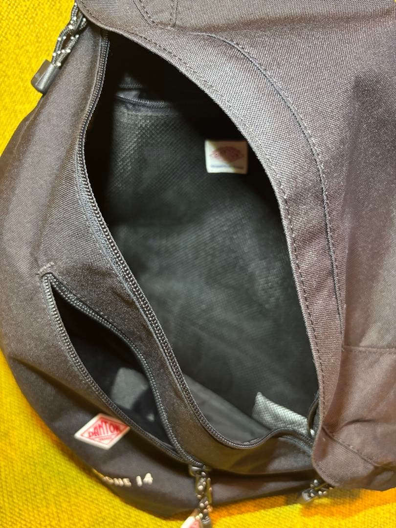 【超美品】ダントン　ローヌ14 ボディバッグ　ブラック