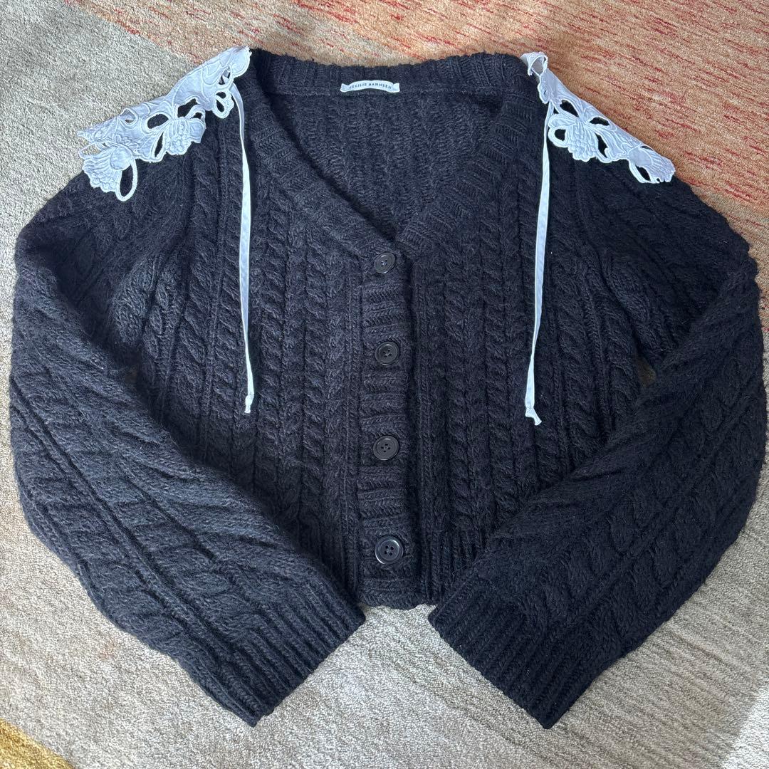 限定値引きセシリーパンセン　カーディガン