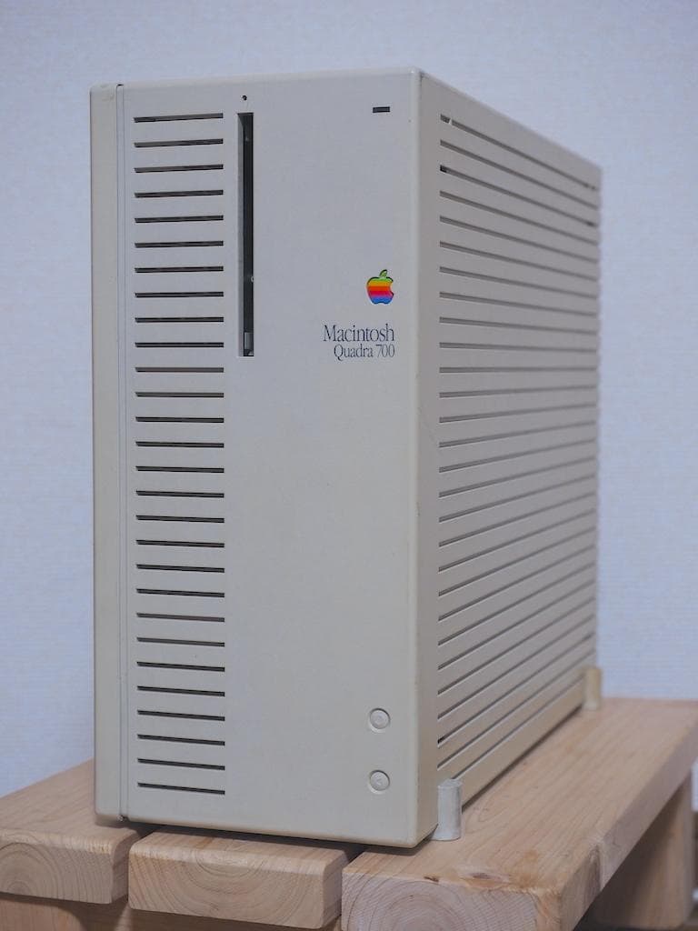 Apple Macintosh Quadra700 新品内蔵電池 動作品 本体