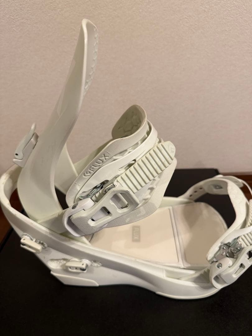 スノーボード 22-23 FLUX CV