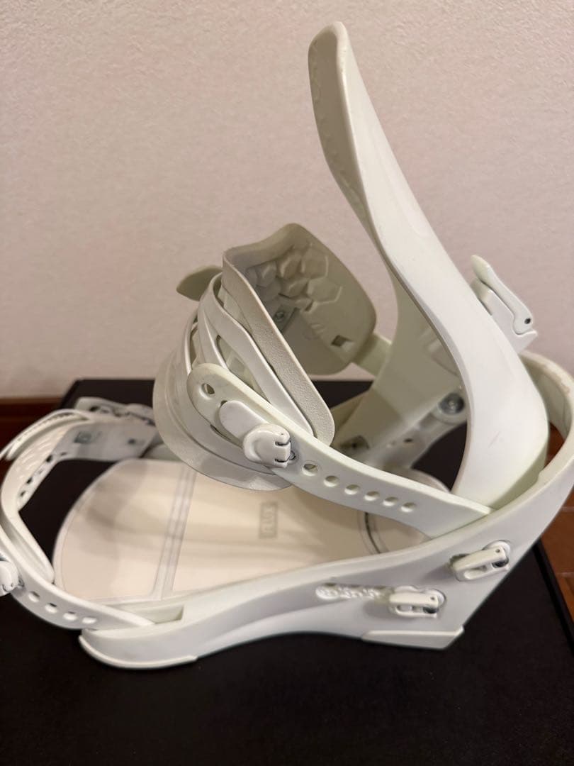 スノーボード 22-23 FLUX CV