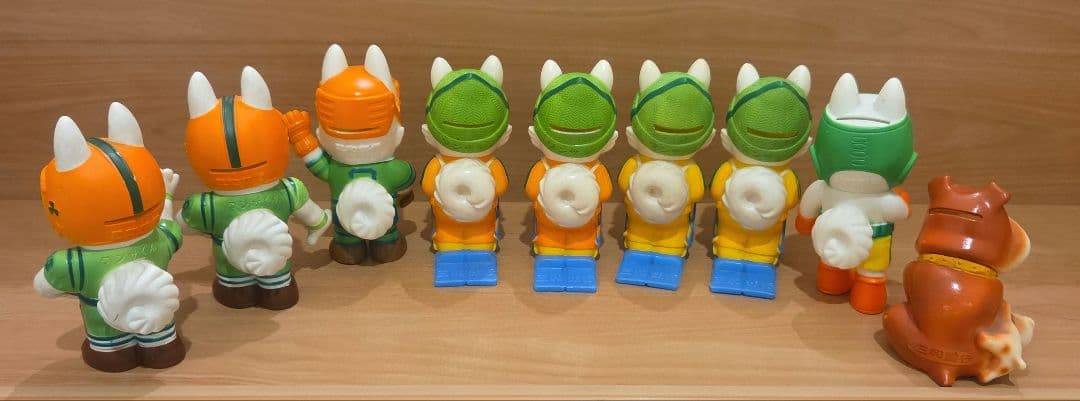 三和銀行 ワンサくん等　ソフビ貯金箱　34体　ノベルティグッズ 2体追加（野球）