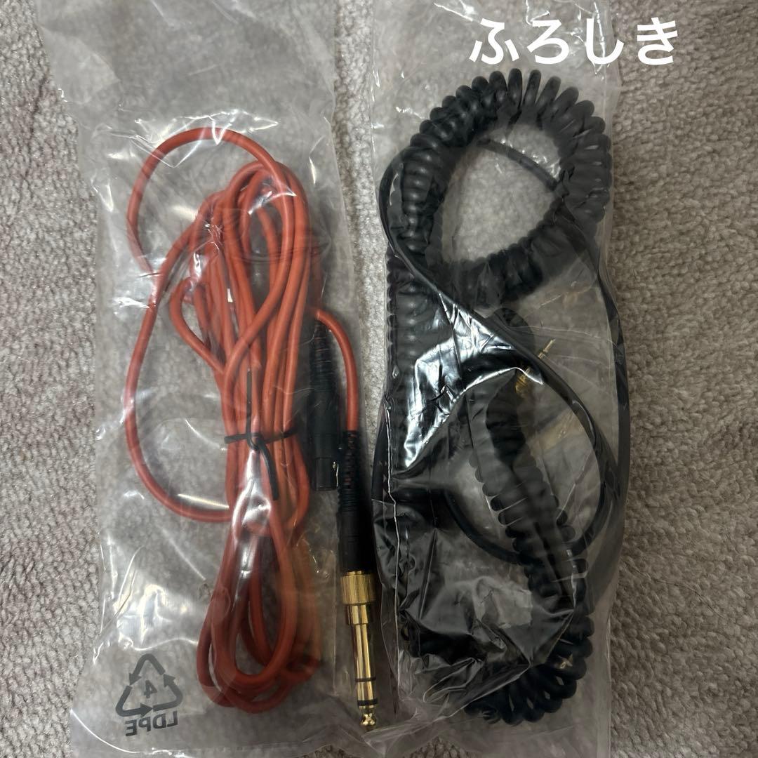 ヘッドホン AKG K712 pro
