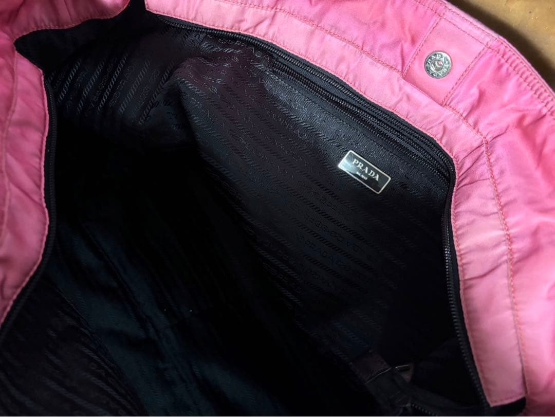 プラダ:2010 Limited Editionナイロンバッグ