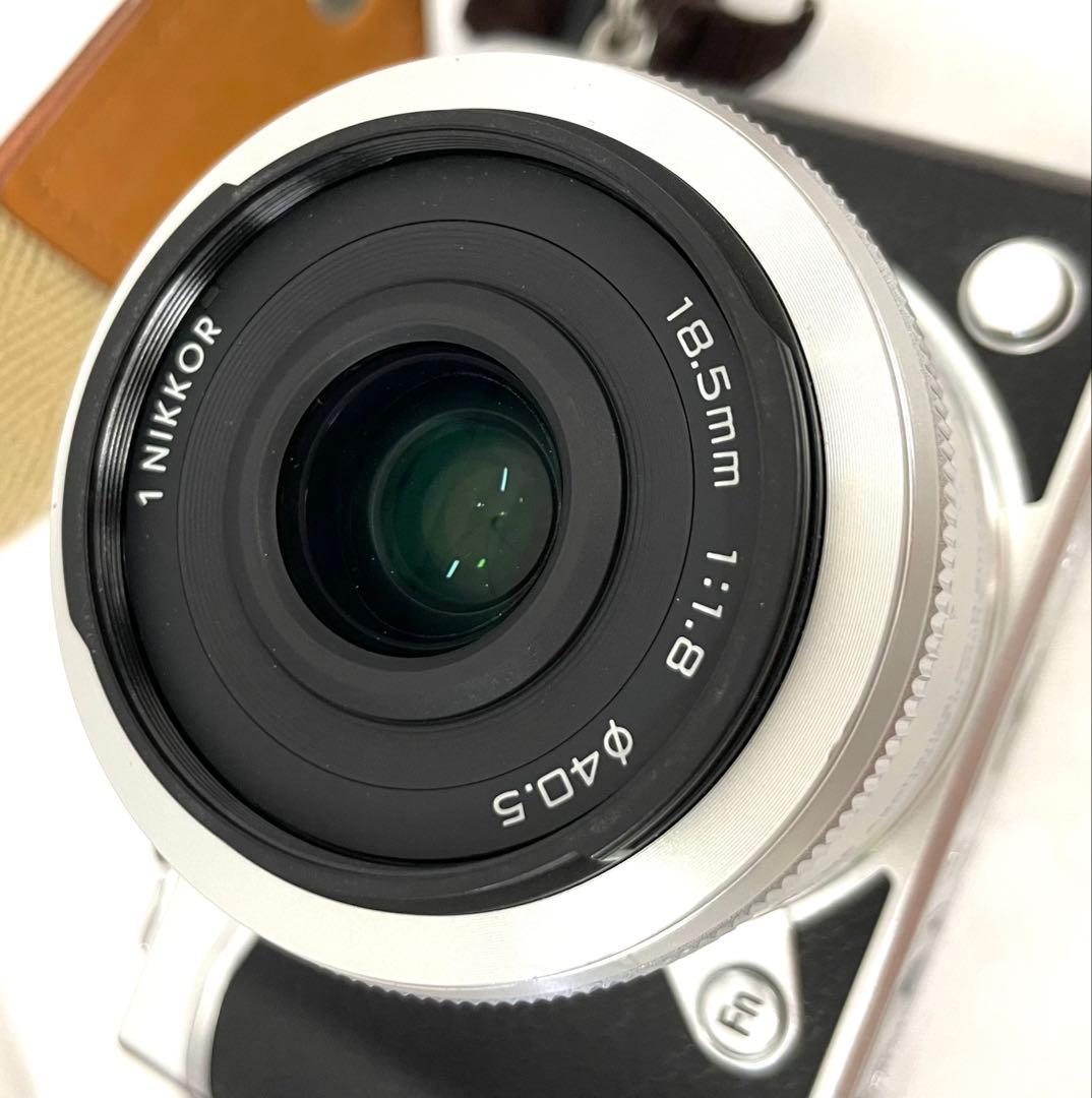 Nikon 1 J5 ミラーレス一眼 ダブルレンズキット ※充電器なし
