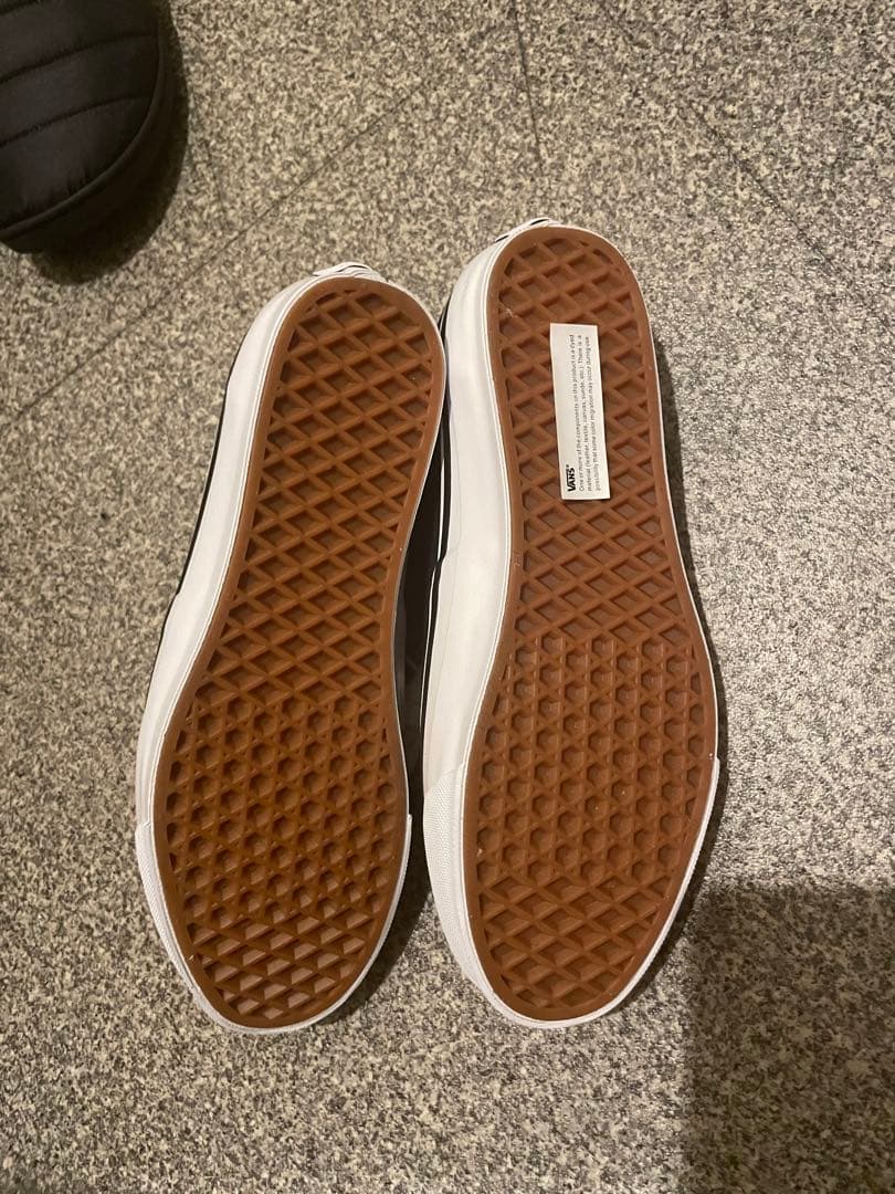 vans プレミアム　オーセンティック　27cm