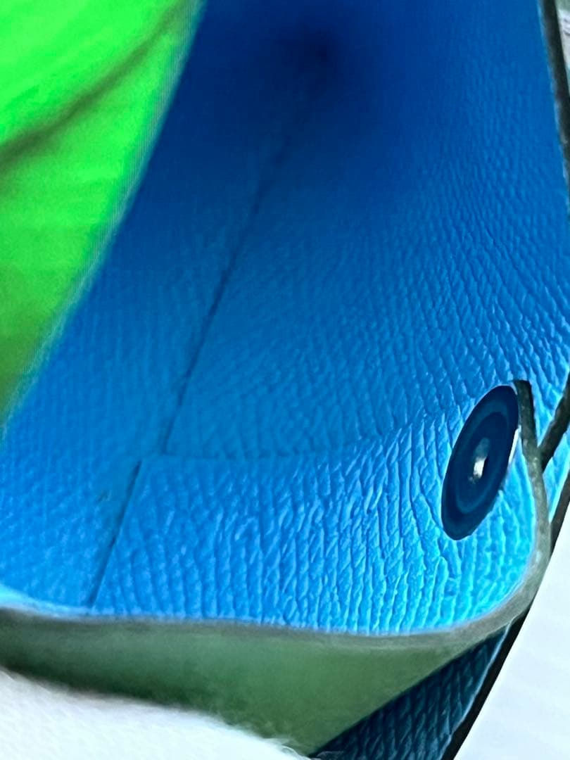 HERMES グリーン ケース