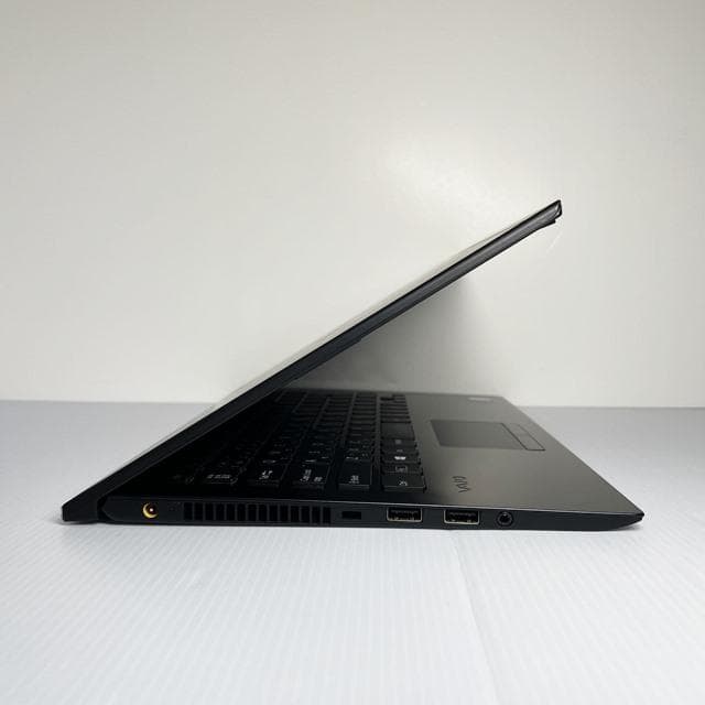 バッテリー7時間半！軽量薄型モデルでWin11★VAIOPROPKノートパソコン