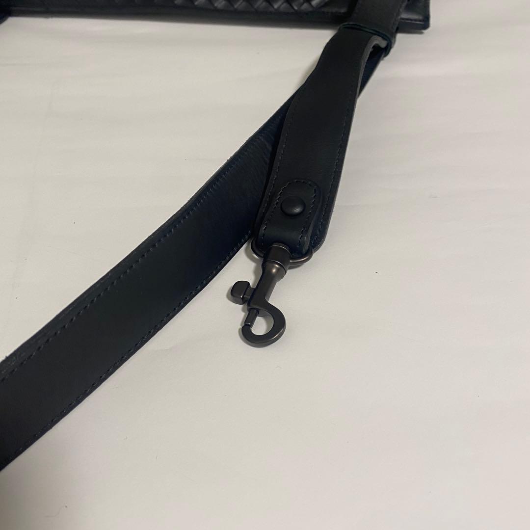 BOTTEGA VENETA メッセンジャーバッグ イントレチャート 黒