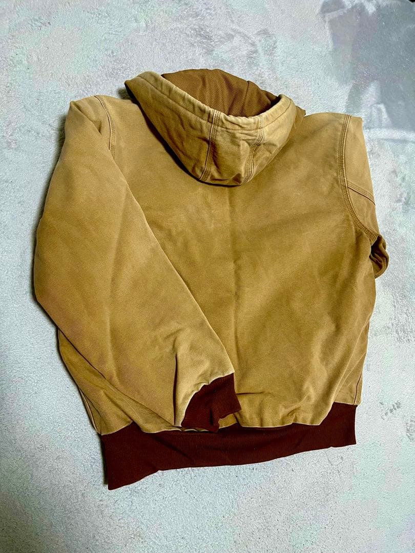 Carhartt フード付きベージュジャケット