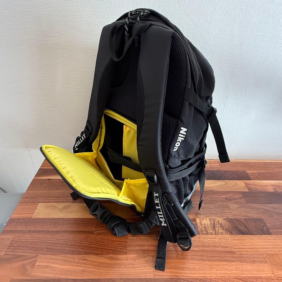 Nikon×MILLETコラボ カメラリュック 黒/グレー