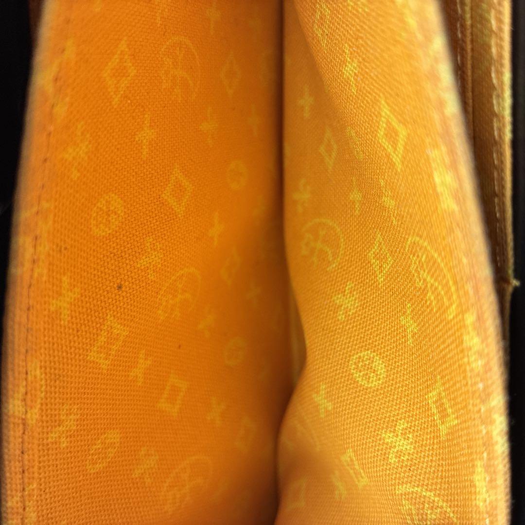 カステルバジャック　CASTELBAJAC ネゼル　ラウンドファスナー　長財布