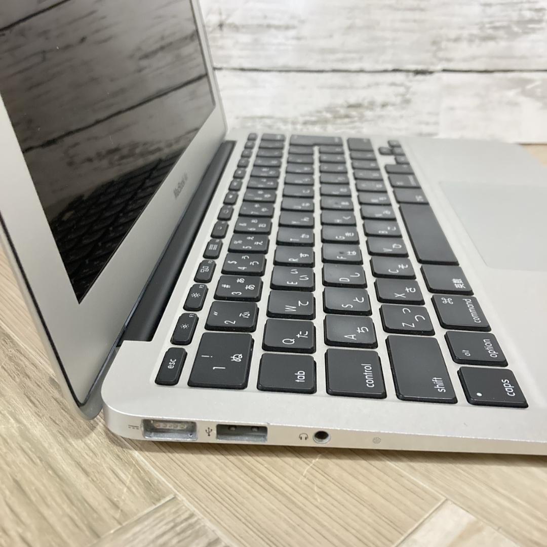 V7【Apple】 MacBook Air A1370 ノートPC 11インチ