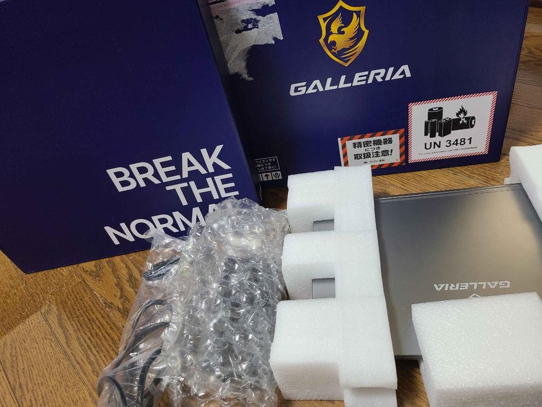 【ゲーミングノート】GALLERIA XL7R-R36 / i7-10875H