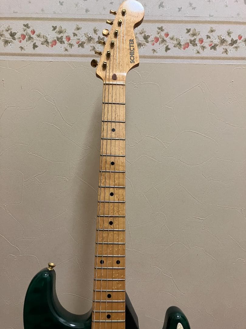 SCHECTER Stratocasterタイプ　グリーン