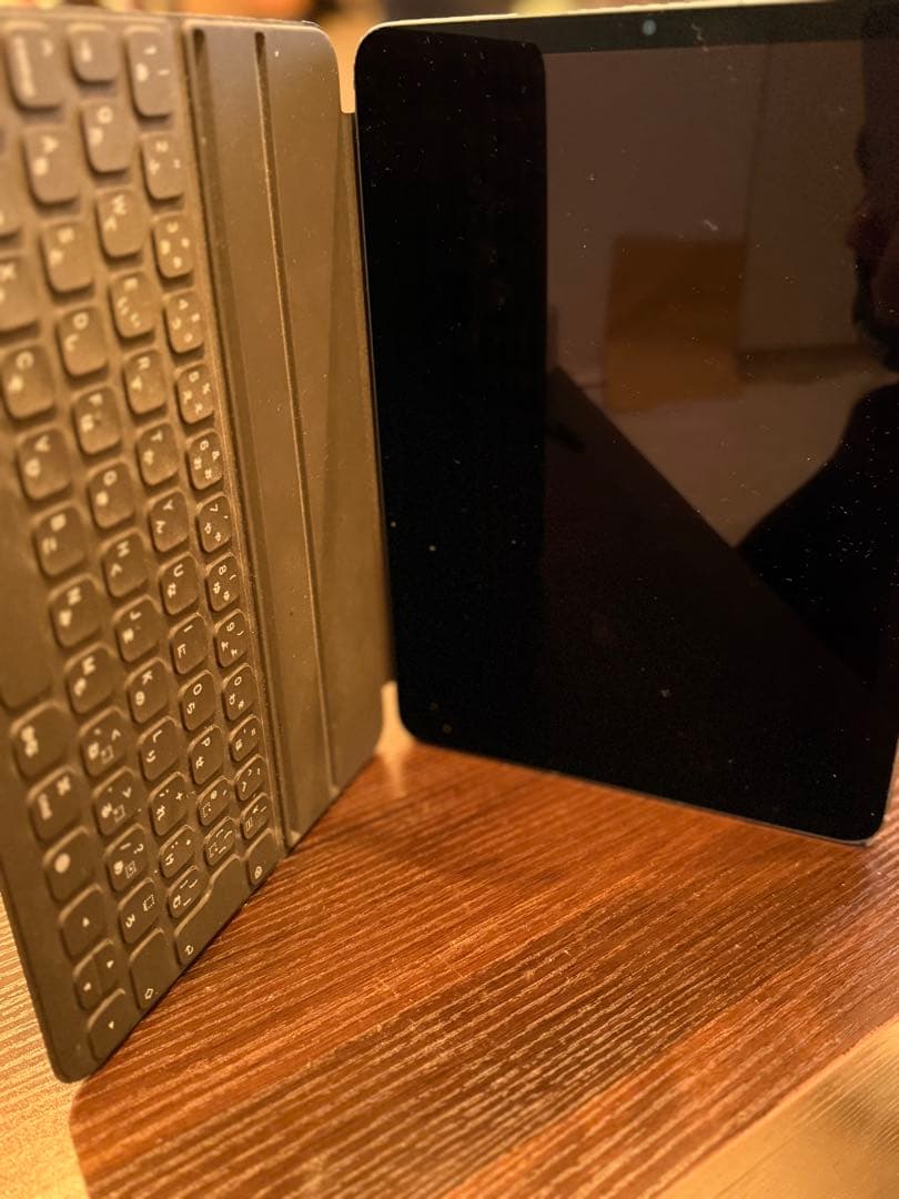 タ*ン様 Apple iPad Air 第5世代256Gスカイブルー 本体 キー