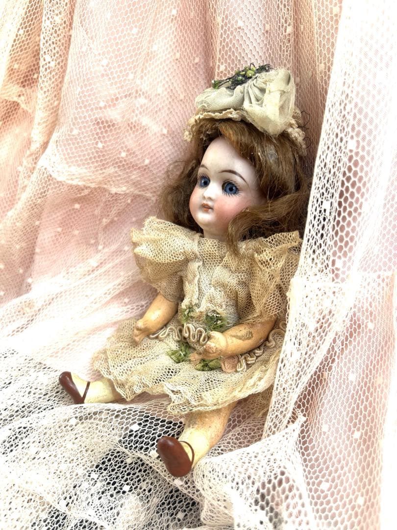 最終出品　アンティーク　ビスクドール