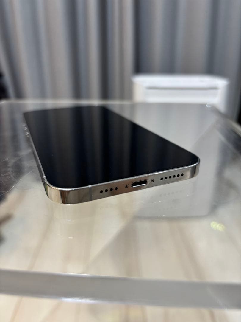 Apple iPhone 12pro Maxホワイト512GB バッテリー99%