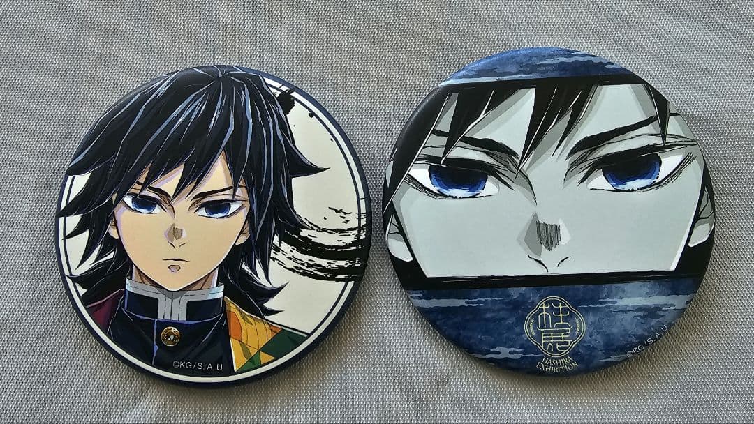 鬼滅の刃　柱展 冨岡義勇 ランダムマット缶バッジ