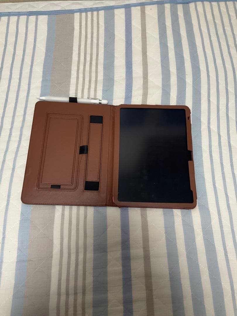 N*o様 【送料無料】結婚整理 iPad 第10世代 Pencil付39円 オー