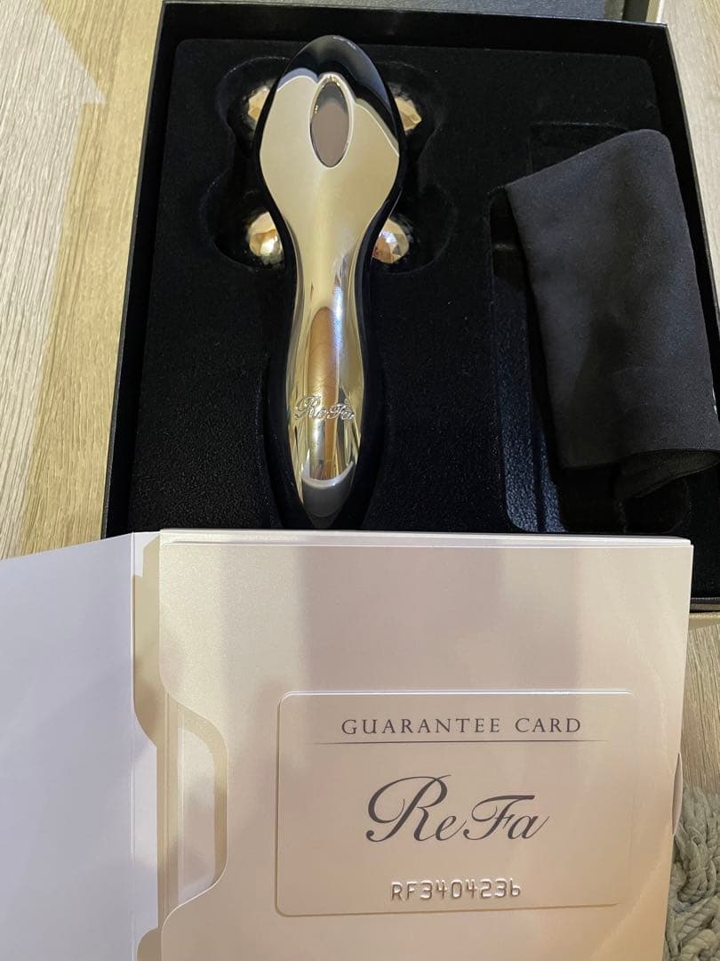 ReFa RF-FC1932B SILVER   リファ　フォーカラット　箱付き